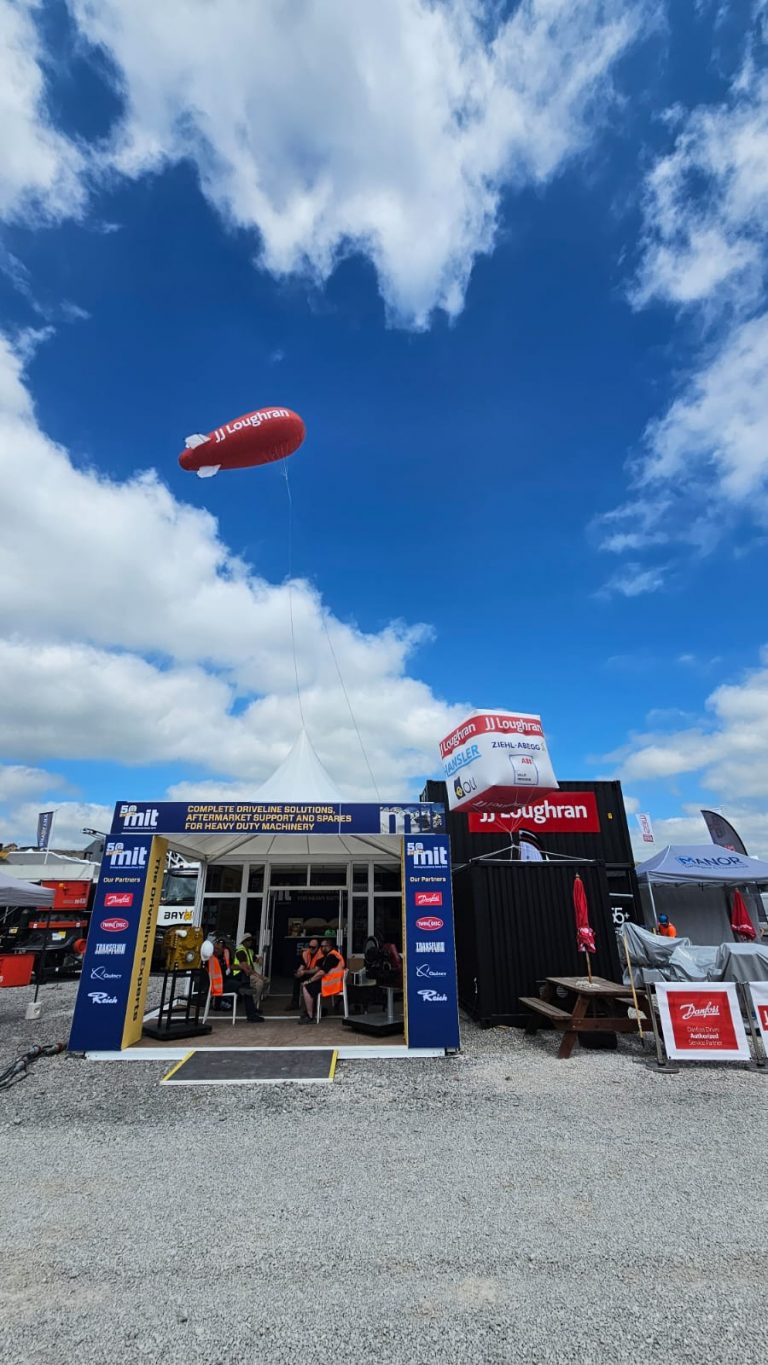 Advertising Inflatable. Helium Inflatable. Hillhead Quarry Exhibition. Inflatable Marketing. Ariel Marketing