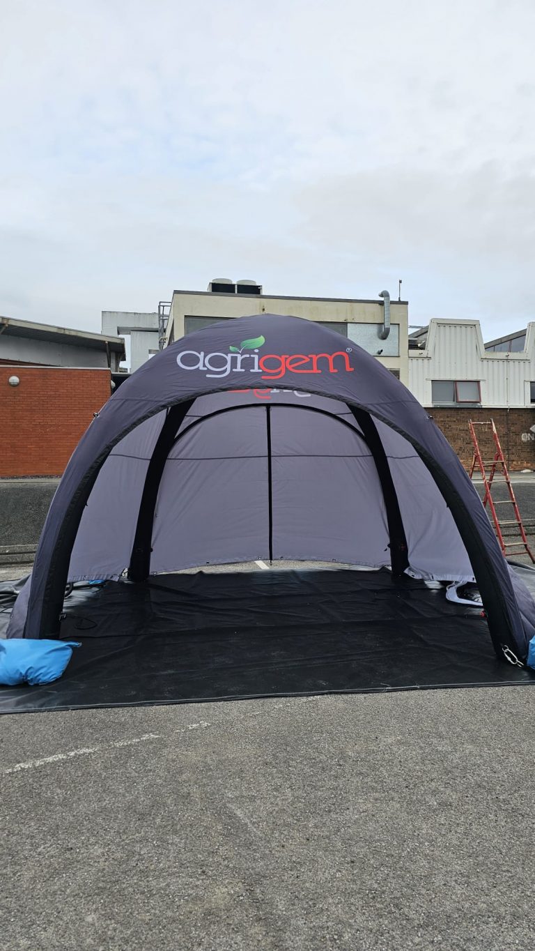 Advertising Inflatable. Inflatable Gazebo. Inflatable Building. Inflatable Structure. Inflatable Marketing. Inflatable for Events.