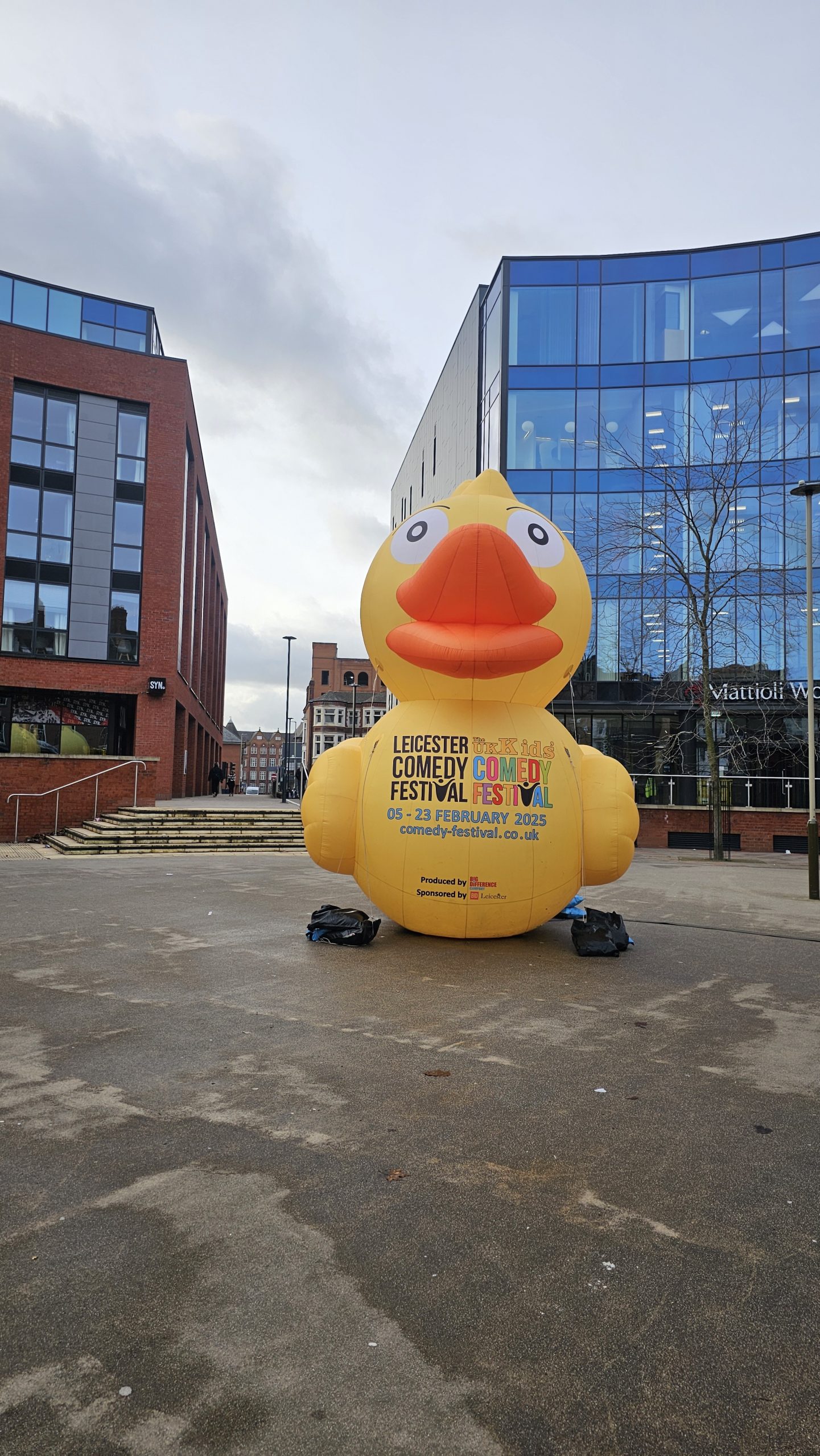 Leicester Comedy Club - Inflatable Duck Final Installations - Bloon ...