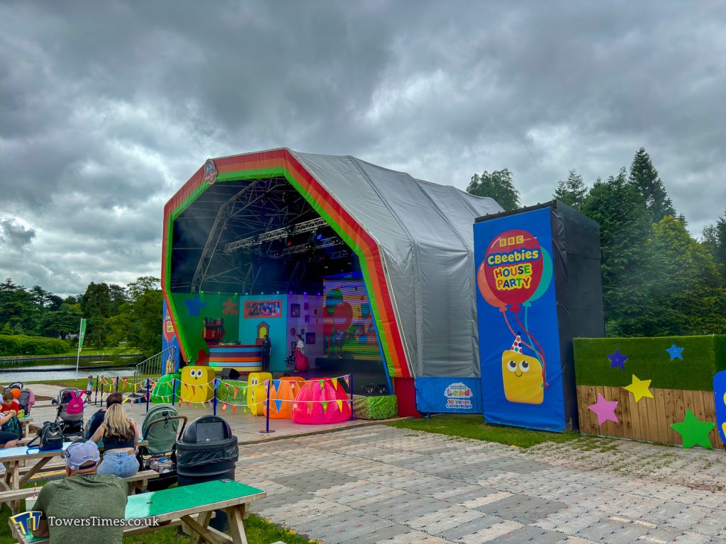 Inflatable Jellies. Sealed Air Inflatable. Alton Towers Event. CBeebies Event. Multicolored Inflatables.