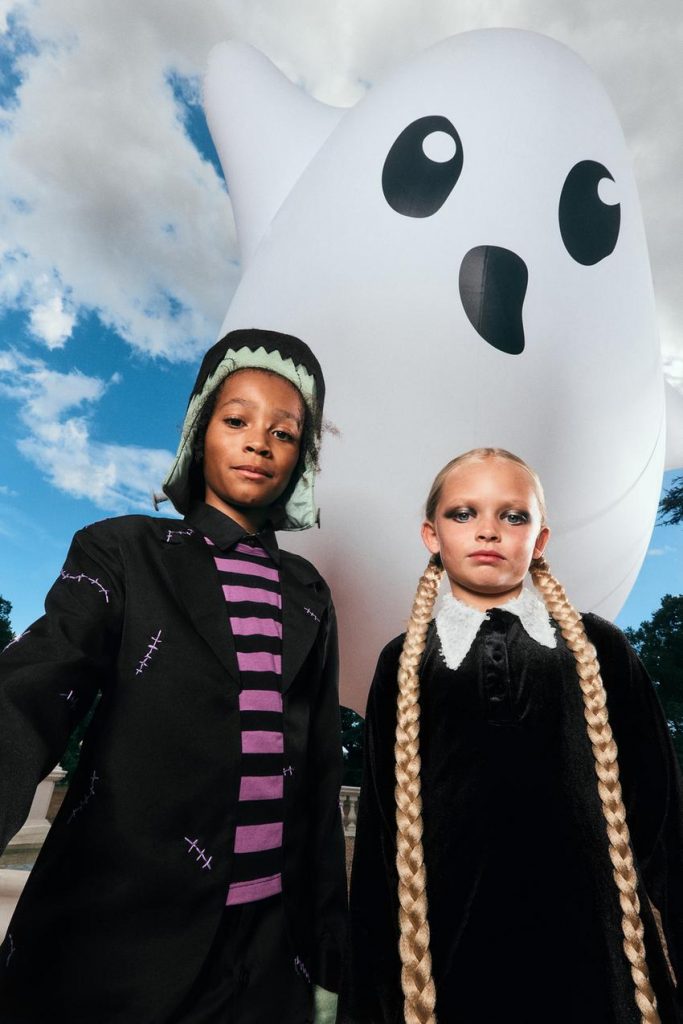 Advertising Inflatable. Helium Inflatable. Inflatable Marketing. Ariel Marketing. Outdoor Inflatable. Sealed Air Inflatable. Custom Shaped Inflatable. Inflatable Ghost. Helium Ghost.