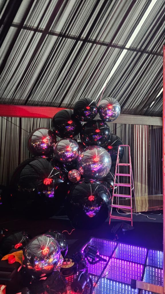 Inflatable Mirror Ball. Chrome Mirror Ball. Mirror Ball Arch. Inflatable Advertising, Inflatable Marketing. Inflatables for Events. Display Inflatable.