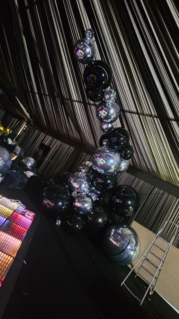 Inflatable Mirror Ball. Chrome Mirror Ball. Mirror Ball Arch. Inflatable Advertising, Inflatable Marketing. Inflatables for Events. Display Inflatable.