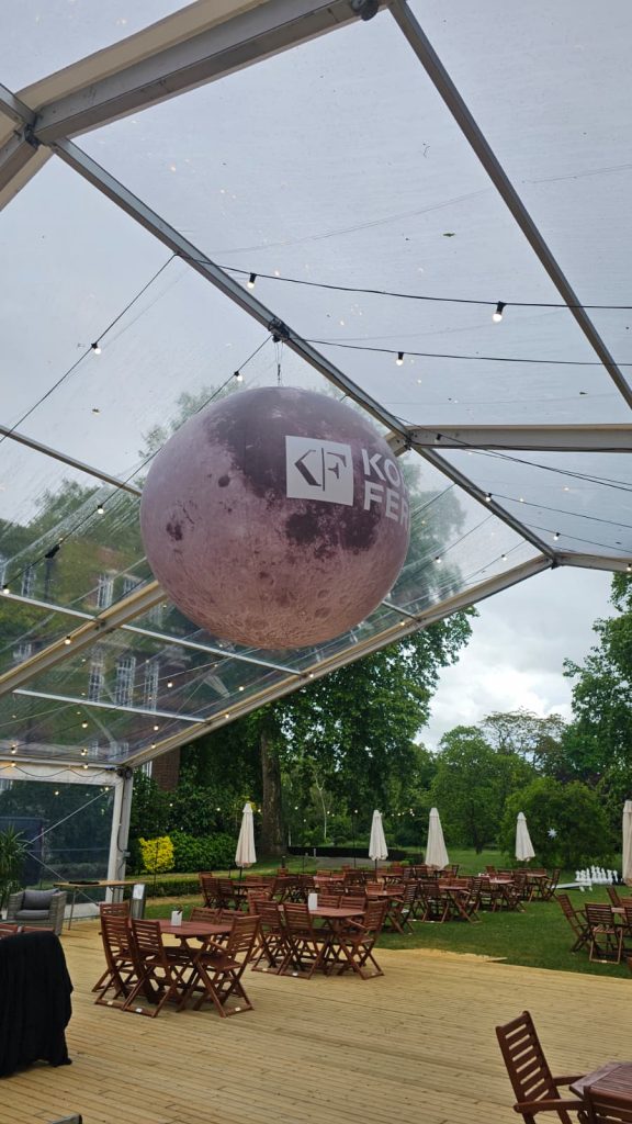 Inflatable Planet. Inflatable Moon. Moon Replica. Sealed Air Inflatable. Display Inflatable. Exhibition Balloon. Exhibition Inflatable. Branded Moon.